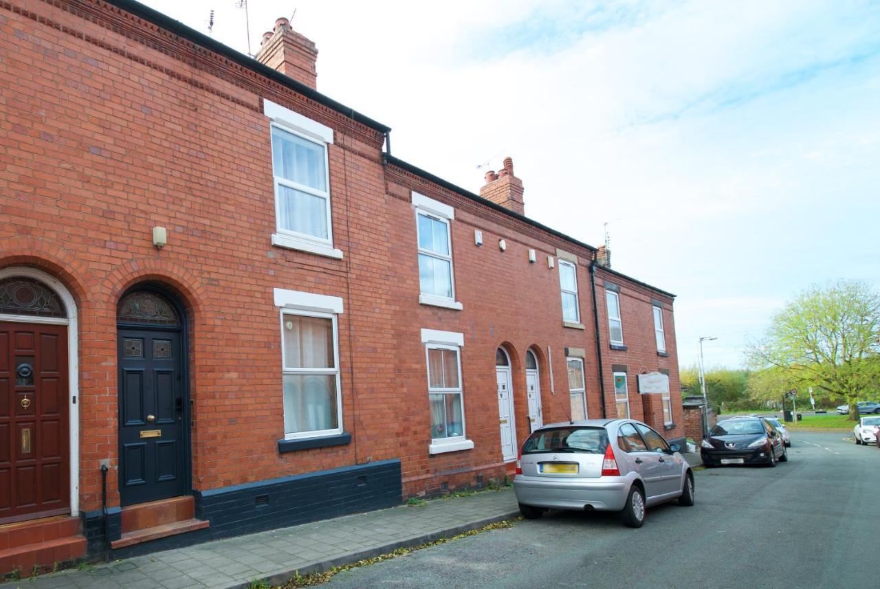 Ideal Abode Leonard chester Exterior foto